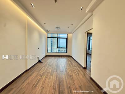 فلیٹ 2 غرفة نوم للايجار في الشرق، مدينة الكويت - Two bedroom semi furnished Seaview apartment in sharq -2 Months FREE