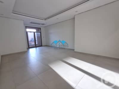 فلیٹ 3 غرف نوم للايجار في السرة، مدينة الكويت - 3 Bedrooms Apartment with Balcony in Surra Area