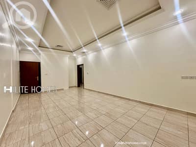 فلیٹ 3 غرف نوم للايجار في الصديق، مدينة الكويت - Three bedroom apartments for rent in Al-Siddeeq