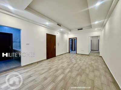 شقة 4 غرف نوم للايجار في مبارك الكبير، مدينة الكويت - 4-Master Bedroom floor for rent in Massayel