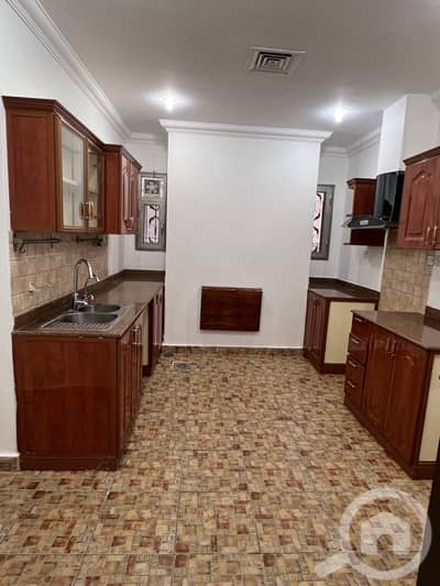 4 Bedroom Villa for Rent in Al Zahra, Kuwait City - للإيجار دور في الزهراء