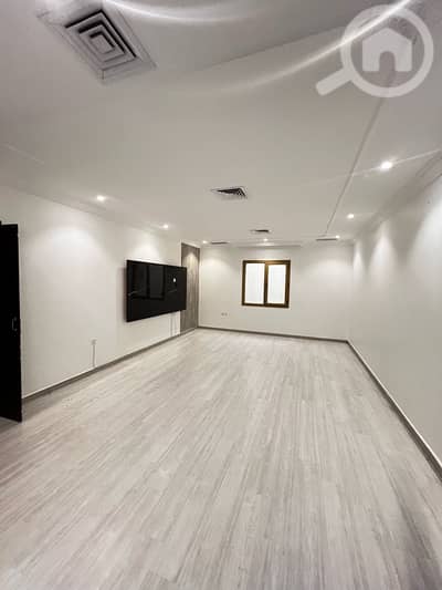 شقة 3 غرف نوم للايجار في الرميثية، مدينة الكويت - للأيجار شقه الرميثيه قطعه 7 الدور الثاني 1غرفه ماستر