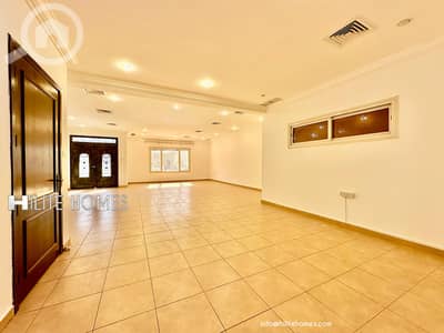 فلیٹ 3 غرف نوم للايجار في القادسية، مدينة الكويت - Ground floor three Master bedroom for rent in Qadsiya