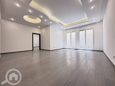 شقة 3 غرف نوم للايجار في الرميثية، مدينة الكويت - Rumaithiya – unfurnished, three bedroom ground floor w/small yard
