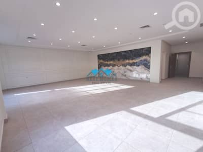 شقة 3 غرف نوم للايجار في الجابرية، مدينة الكويت - Spacious 3 Master Bedrooms Floor With Balcony In Jabriya