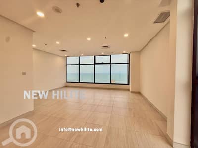 شقة 3 غرف نوم للايجار في صباح السالم، مدينة الكويت - Spacious 3-Bedroom Seaview Apartment for Rent in Sabah Al Salem