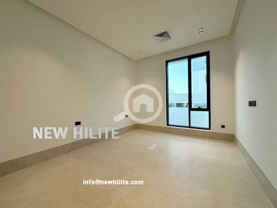 شقة 4 غرف نوم للايجار في الشهداء، مدينة الكويت - Spacious 4-Bedroom Floor for Rent in Shuhada