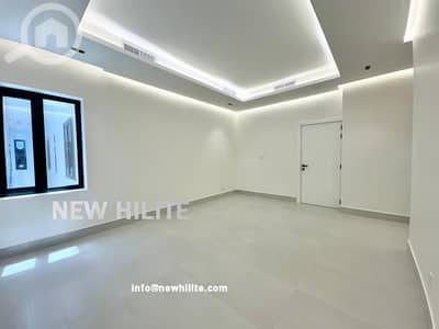 فلیٹ 5 غرف نوم للايجار في صباح السالم، مدينة الكويت - Spacious 5-Bedroom Floor for Rent in Sabah Al Salem
