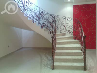 6 Bedroom Flat for Rent in Al Eqaila, Kuwait City - Beautiful villa in egaila. close to the gate mall