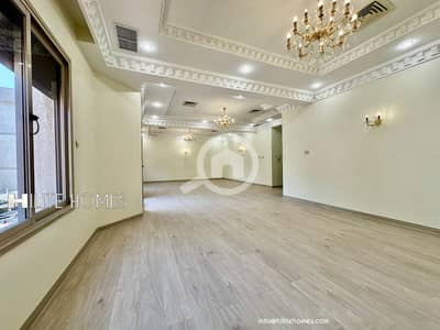 فلیٹ 4 غرف نوم للايجار في الجابرية، مدينة الكويت - Spacious Four bedroom floor apartment for rent in Jabriya فلیٹ 4 غرف نوم للايجار في الجابرية، مدينة الكويت - Spacious Four bedroom floor apartment for rent in Jabriya
