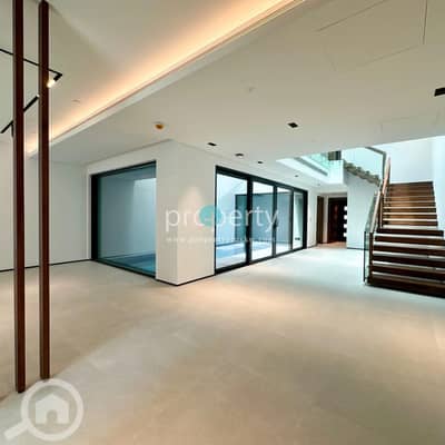 4 Bedroom Villa for Rent in Kuwait Free Trade Zone, Kuwait City - Four-Bedroom Villa with Private Pool in the Heart of Kuwait City