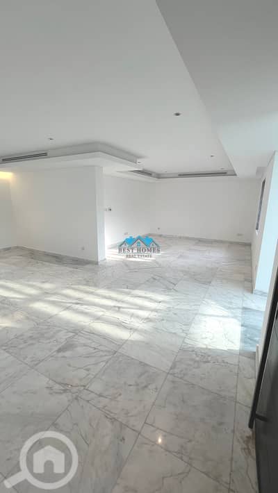 فیلا 3 غرف نوم للايجار في المسيلة، مدينة الكويت - Luxury Full Renovated 3 Bedroom Villa with Garden & Terrace in Messila فیلا 3 غرف نوم للايجار في المسيلة، مدينة الكويت - Luxury Full Renovated 3 Bedroom Villa with Garden & Terrace in Messila