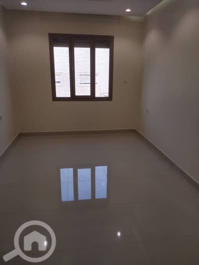 3 Bedroom Flat for Rent in Faiha, Kuwait City - شقة للايجار في الفيحاء مساحات كبيرة