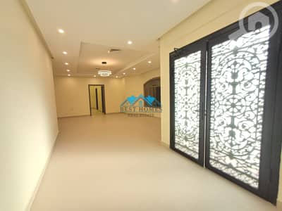 شقة 4 غرف نوم للايجار في الروضة، مدينة الكويت - Premium 4 Bedrooms Duplex Apartment with 6 Parkings in Rawda