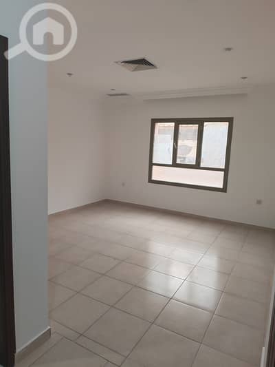 3 Bedroom Flat for Rent in Al Eqaila, Kuwait City - شقة ارضية للايجار في العقيلة