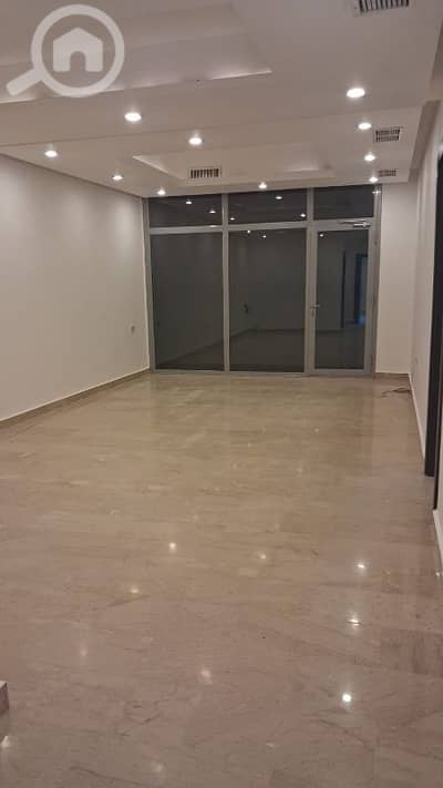 3 Bedroom Apartment for Rent in Al Qadsiya, Kuwait City - للإيجار شقة في القادسية بالسرداب لها مدخل خاص وحوش