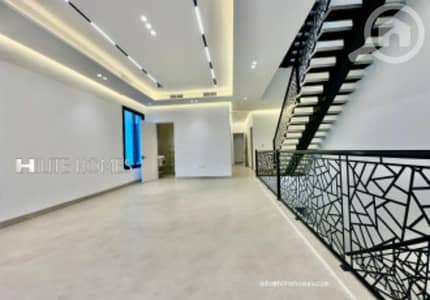5 Bedroom Flat for Rent in Mishref, Kuwait City - Brand new Triplex for rent in Mishref 5 Bedroom Flat for Rent in Mishref, Kuwait City - Brand new Triplex for rent in Mishref