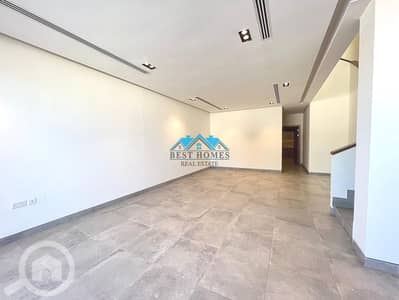 شقة 3 غرف نوم للايجار في أبو الحصانية، مدينة الكويت - Modern 3 Master Bedroom Villa with Terrace in Abu Al Hasaniya