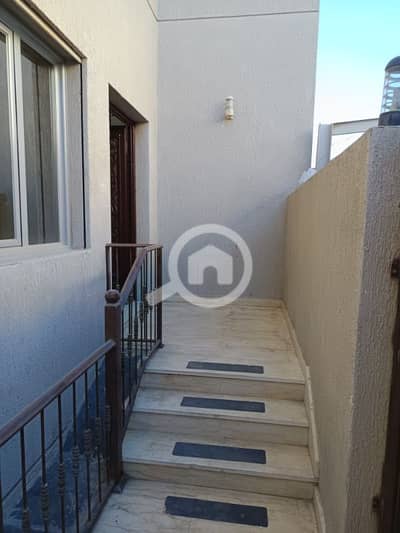3 Bedroom Apartment for Rent in Fnaitees, Kuwait City - شقه للايجار بمنطقه الفنيطيس بالطابق الارضي قريبه من شارع الغوص