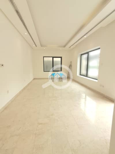 3 Bedroom Apartment for Rent in Al Shuhada, Kuwait City - Stylish 3 Bedrooms Ground Floor Apartment with Private Entrance in Shu