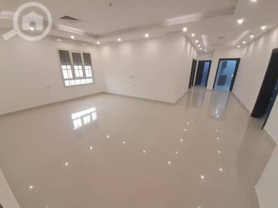 3 Bedroom Apartment for Rent in Al Fahaiheel, Kuwait City - 3 Bedrooms Spacious Super Deluxe Apartment in Sabah Al Ahmad