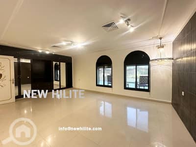 فلیٹ 3 غرف نوم للايجار في سلوى، مدينة الكويت - Spacious 3-Bedroom Floor with Terrace for Rent in Salwa فلیٹ 3 غرف نوم للايجار في سلوى، مدينة الكويت - Spacious 3-Bedroom Floor with Terrace for Rent in Salwa