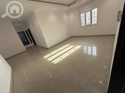 2 Bedroom Apartment for Rent in South Khaitan, Kuwait City - شقه للايجار ف خيطان قطعة 10 الدور الأرضي