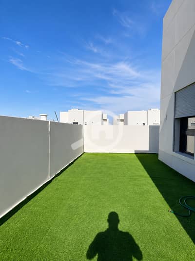 2 Bedroom Apartment for Rent in Fnaitees, Kuwait City - للإيجار شقة في الفنيطيس مع رووف
