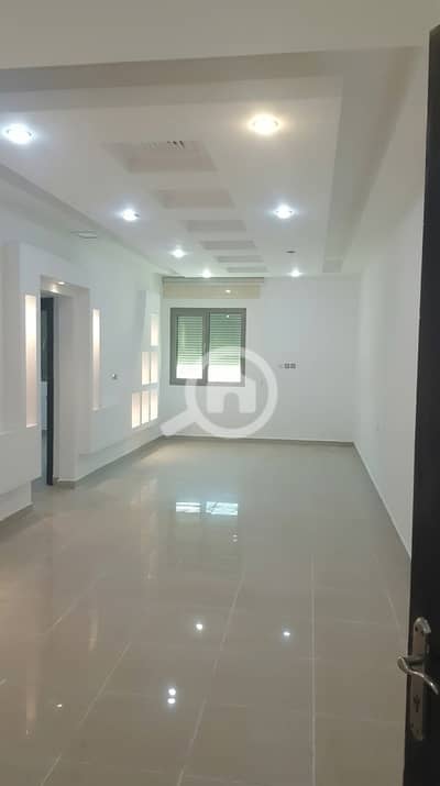 3 Bedroom Flat for Rent in Mishref, Kuwait City - للإيجار شقة مرتبة في مشرف قطعة 6