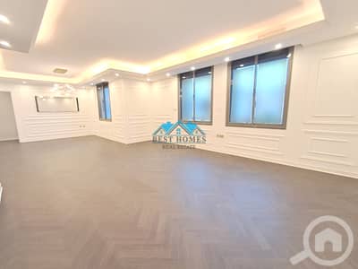 4 Bedroom Flat for Rent in Al Siddeeq, Kuwait City - Stylish 4 Bedroom Apartment with Dressing Cabinets in Sadeeq