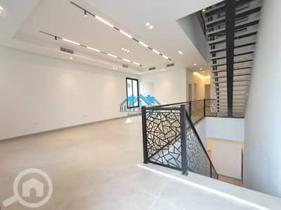 4 Bedroom Flat for Rent in Mishref, Kuwait City - Exclusive 4 Master Bedroom Duplex Villa with Private Elevator in Mishr 4 Bedroom Flat for Rent in Mishref, Kuwait City - Exclusive 4 Master Bedroom Duplex Villa with Private Elevator in Mishr