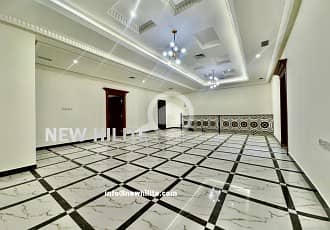 فلیٹ 4 غرف نوم للايجار في مبارك الكبير، مدينة الكويت - Spacious Duplex for Rent in Massayel