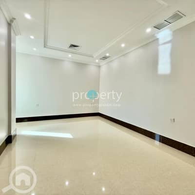 فلیٹ 4 غرف نوم للايجار في الرميثية، مدينة الكويت - full floor four bedroom with rooftop for rent in Rumaithya,Kuwait City