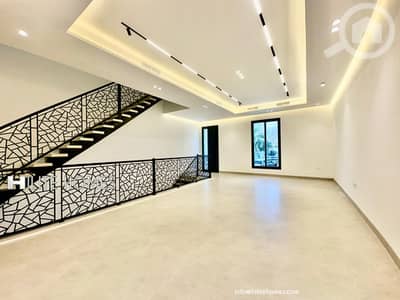 فیلا 5 غرف نوم للايجار في مشرف، مدينة الكويت - Brand new Triplex for rent in Mishref