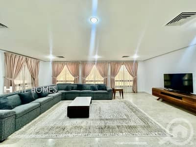 شقة 3 غرف نوم للايجار في سلوى، مدينة الكويت - Spacious three bedroom apartment for rent in salwa