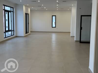 Commercial Building for Rent in Al Farwaniya, Kuwait City - لإيجار عمارة بالكامل ٣١ شقة في الفروانية تصلح سكن موظفين الشركات Commercial Building for Rent in Al Farwaniya, Kuwait City - لإيجار عمارة بالكامل ٣١ شقة في الفروانية تصلح سكن موظفين الشركات