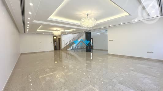 6 Bedroom Villa for Rent in Al Nuzha, Kuwait City - Luxury 6 Bedroom Renovated Villa with Garden in Nuzha