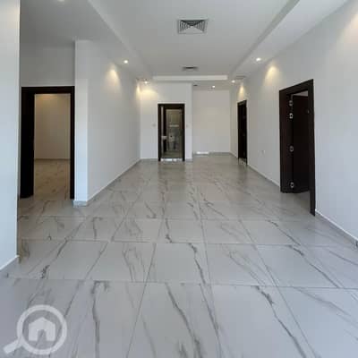 شقة 3 غرف نوم للايجار في أبو الحصانية، مدينة الكويت - Apartment with private entrance for rent in Abu Al Hasaniya
