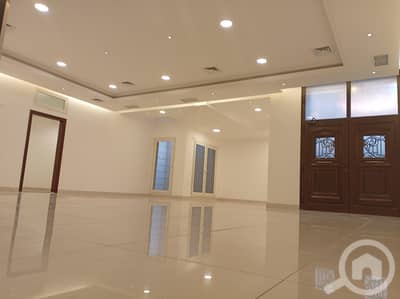 6 Bedroom Villa for Rent in Al Rawda, Kuwait City - للإيجار دوبلكس في الروضة ارضي مع سرداب له مدخل خاص بروحه