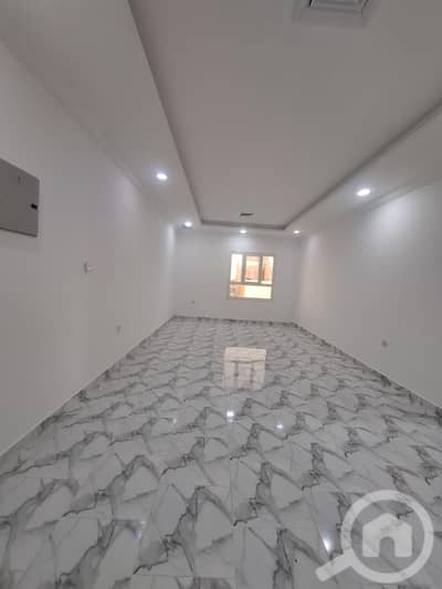 3 Bedroom Flat for Rent in Al Zahra, Kuwait City - للايجار شقه بالزهراء دور ثاني مصعد تشطيب راقي موقع مميز