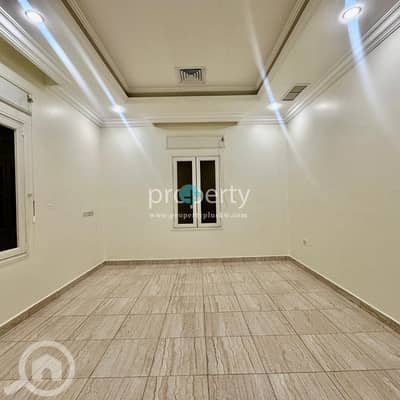 شقة 3 غرف نوم للايجار في الصديق، مدينة الكويت - Three bedroom apartments for rent in Al-Siddeeq, Kuwait City