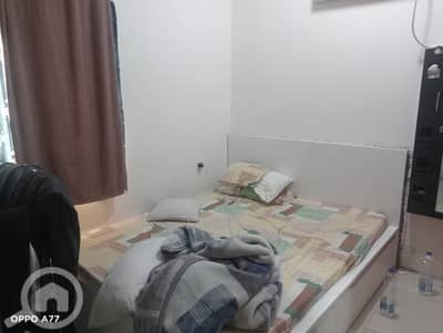 2 Bedroom Flat for Rent in Al Farwaniya, Kuwait City - Sharing 2 BHK flat for executive bachelors
