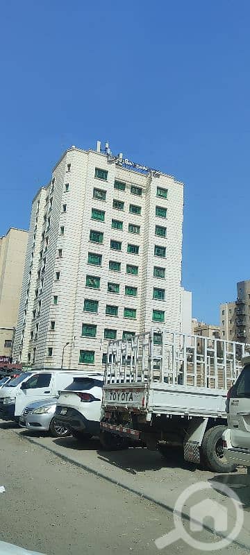1 Bedroom Apartment for Rent in Al Farwaniya, Kuwait City - room for rent with free furniture