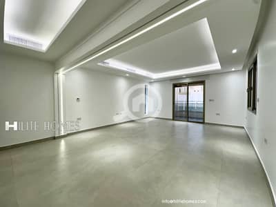 فلیٹ 3 غرف نوم للايجار في سلوى، مدينة الكويت - Spacious three master bedrooms floor with balcony for rent in Salwa