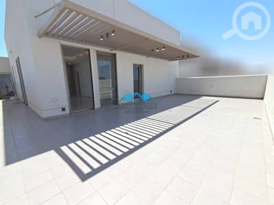 2 Bedroom Flat for Rent in Al Rawda, Kuwait City - Modern 2 Master Bedroom Apartment with Large Private Rooftop in Rawda