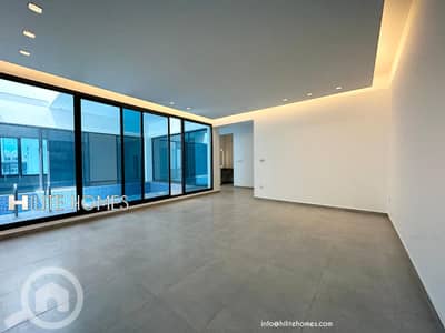 4 Bedroom Flat for Rent in Al Missila, Kuwait City - Brand New Villa with Garden And Pool for rent in Messila