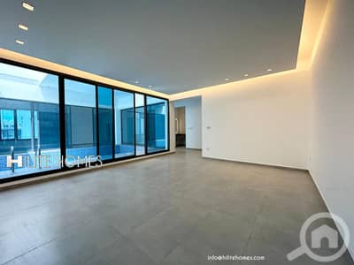 4 Bedroom Villa for Rent in Al Missila, Kuwait City - Brand New Villa with Garden And Pool for rent in Messila