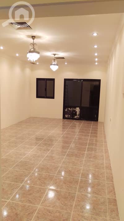 2 Bedroom Apartment for Rent in Sha'ab, Kuwait City - For rent: Spacious apartment in Al Shaab Al Bahri. Two bedrooms (4x4), 2 Bedroom Apartment for Rent in Sha'ab, Kuwait City - For rent: Spacious apartment in Al Shaab Al Bahri. Two bedrooms (4x4),