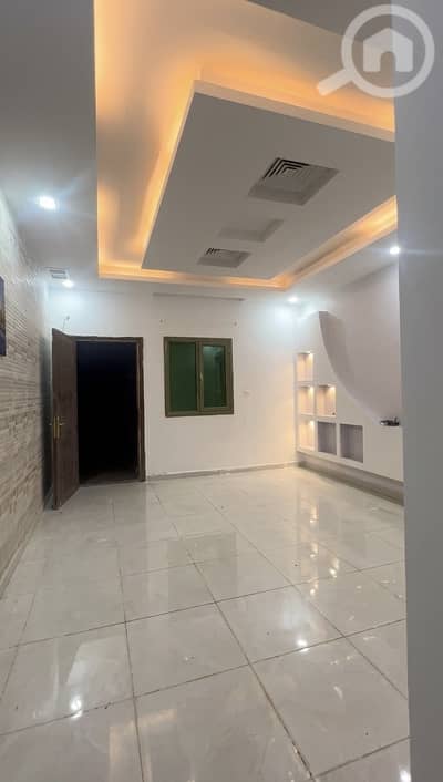 3 Bedroom Apartment for Rent in Al Dasma, Kuwait City - للإيجار شقة ارضية في الدسمة مدخل خاص