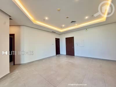 شقة 3 غرف نوم للايجار في السالمية، مدينة الكويت - Three bedroom apartment for rent in salmiya